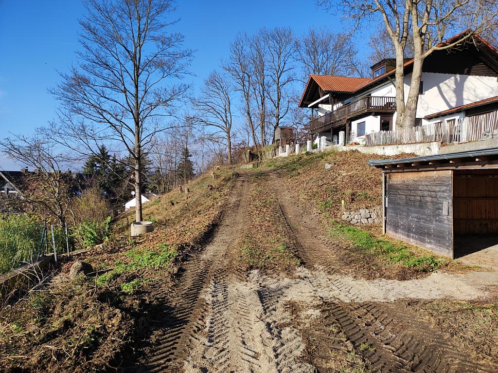 Grundstück 198/1 hinten Hangbereich